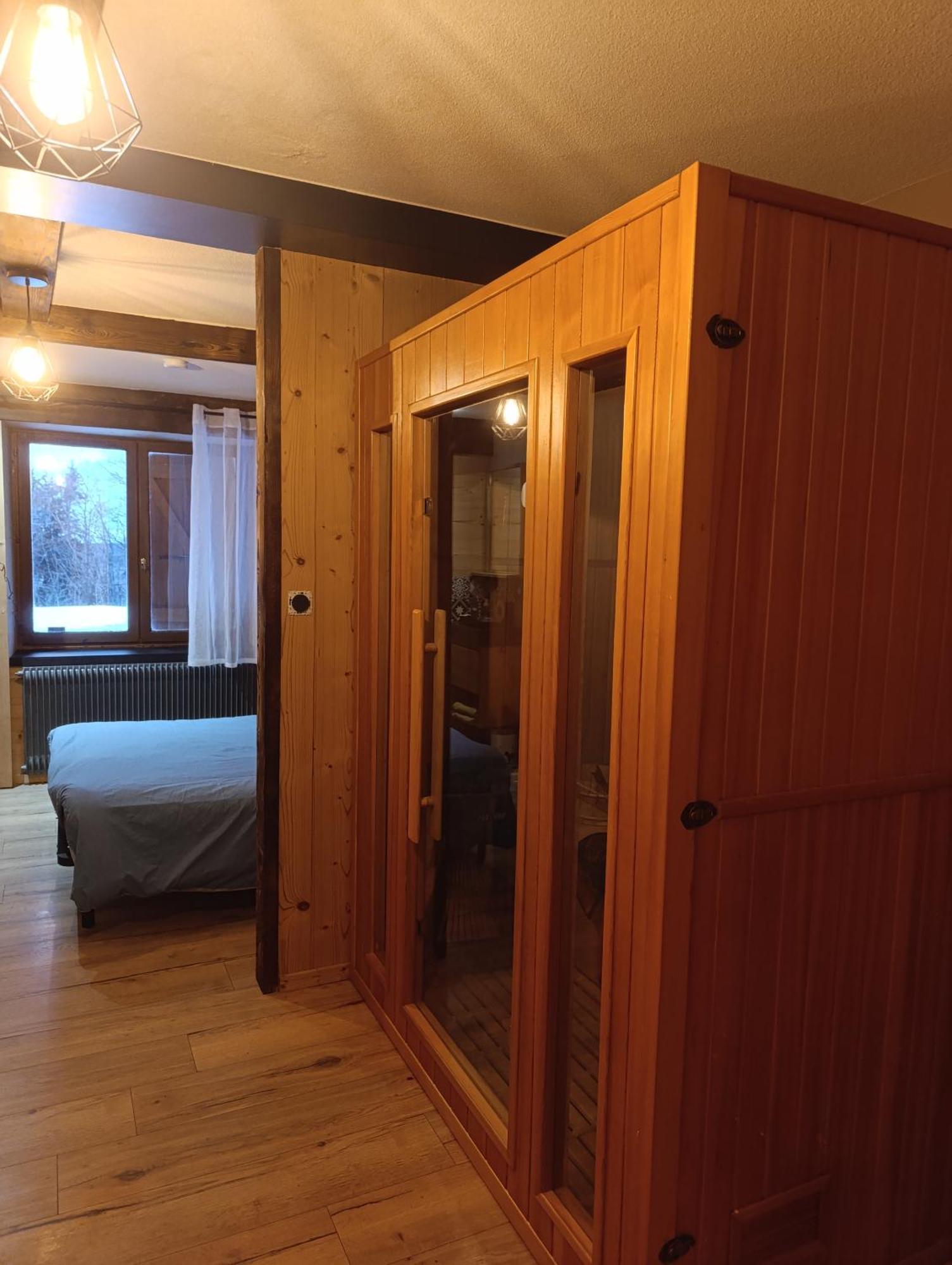 Chambre Les Etoiles De Bevy Septmoncel-Les-Molunes Room photo
